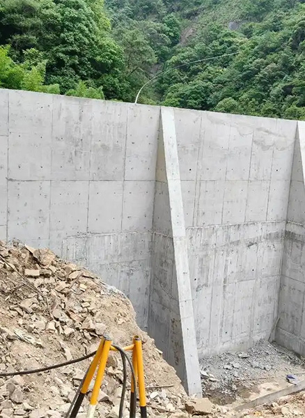 宿州泗县重力式挡土墙